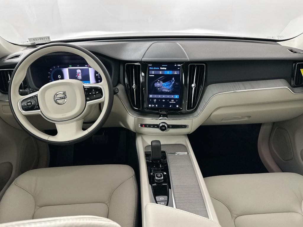 new 2025 Volvo XC60 car, priced at $49,648