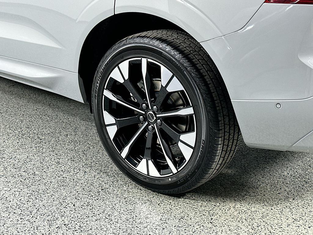 new 2026 Volvo XC60 car, priced at $55,485