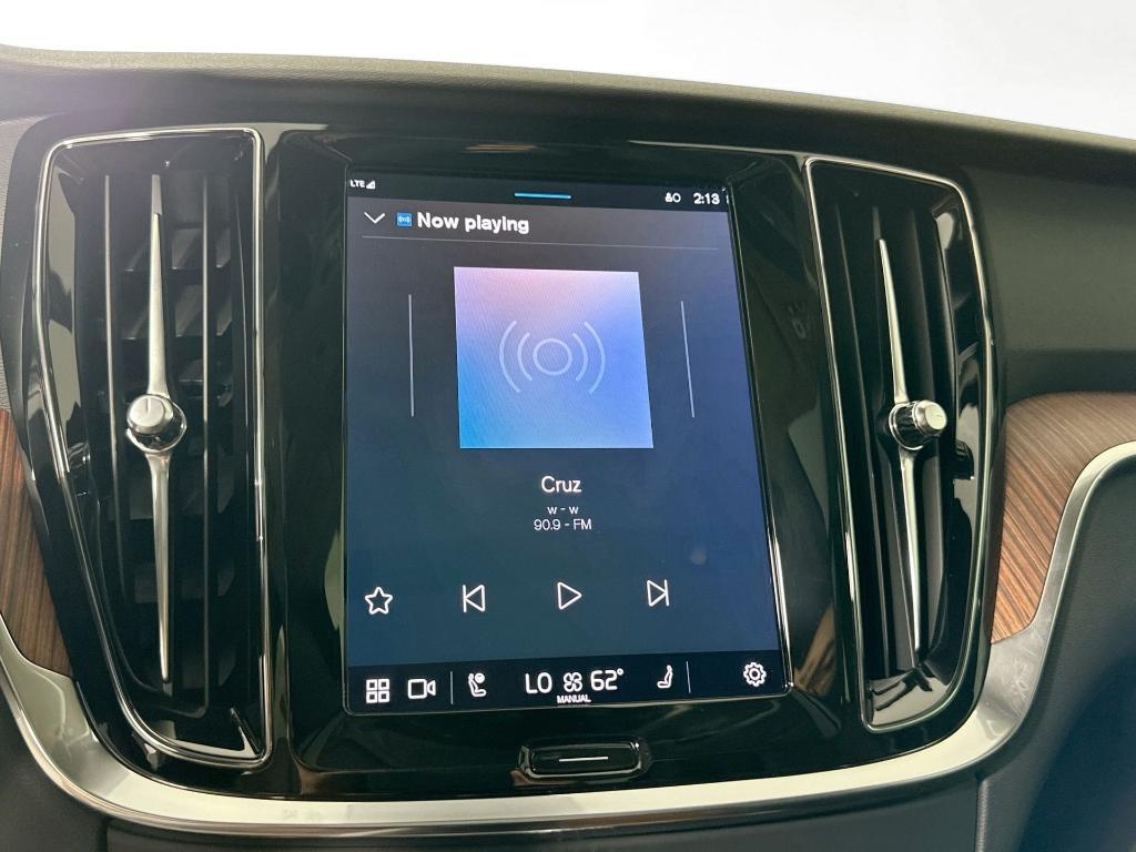 new 2024 Volvo S60 car, priced at $43,112