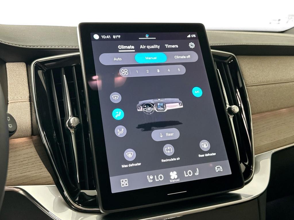 new 2025 Volvo XC90 Plug-In Hybrid car, priced at $66,805