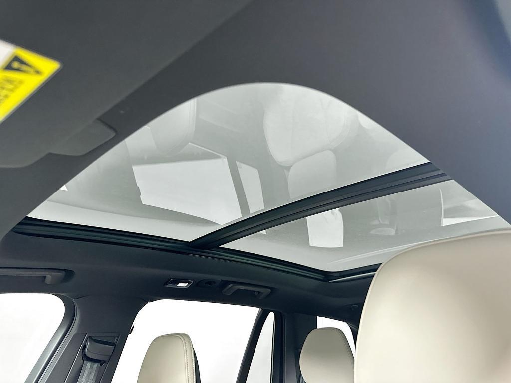 new 2025 Volvo XC90 Plug-In Hybrid car, priced at $66,805