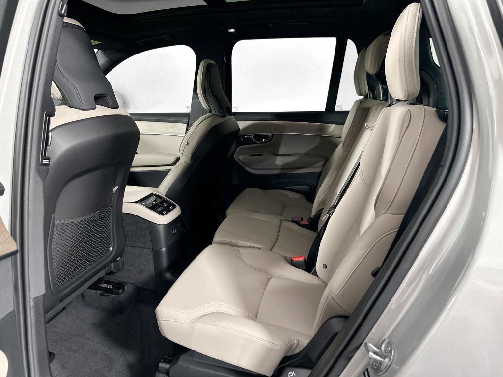 new 2025 Volvo XC90 Plug-In Hybrid car, priced at $66,805