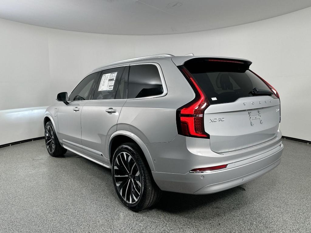 new 2025 Volvo XC90 Plug-In Hybrid car, priced at $66,805