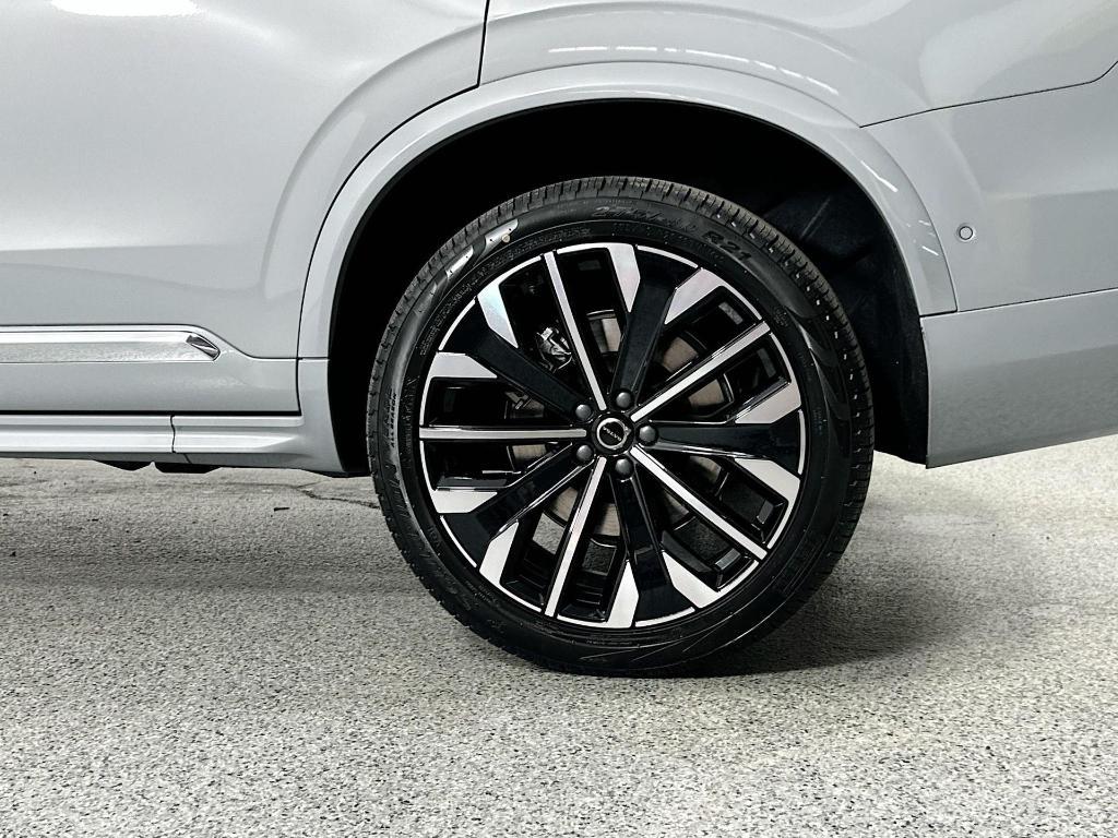 new 2025 Volvo XC90 Plug-In Hybrid car, priced at $70,905