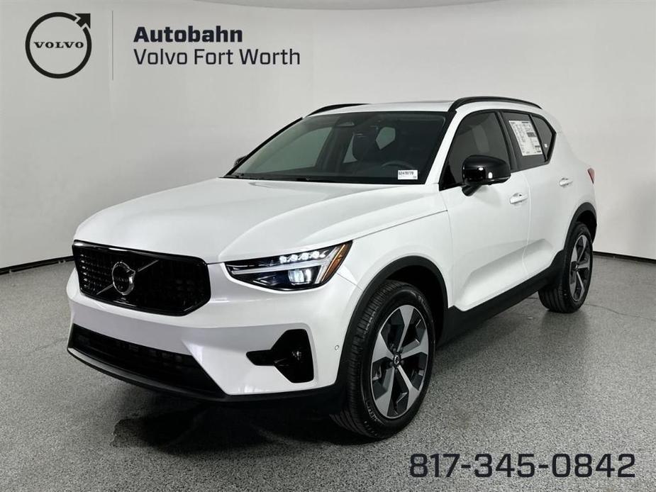 new 2025 Volvo XC40 car, priced at $46,815