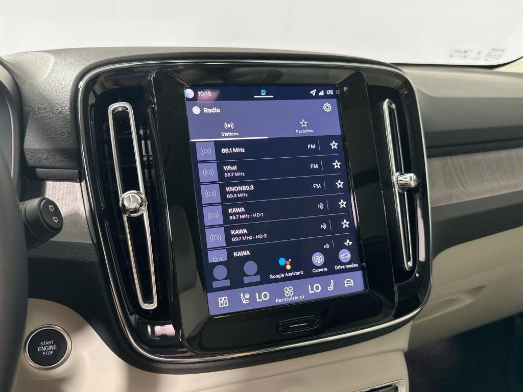 new 2026 Volvo XC40 car