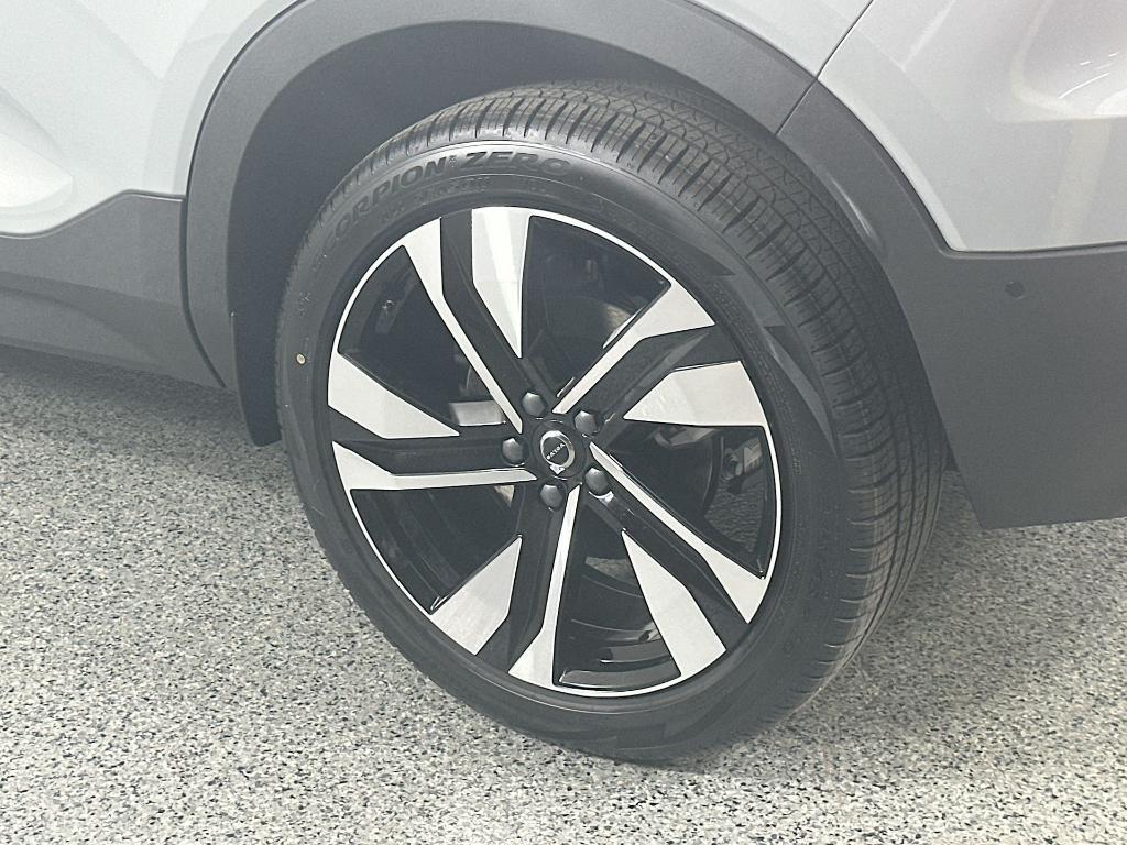 new 2026 Volvo XC40 car