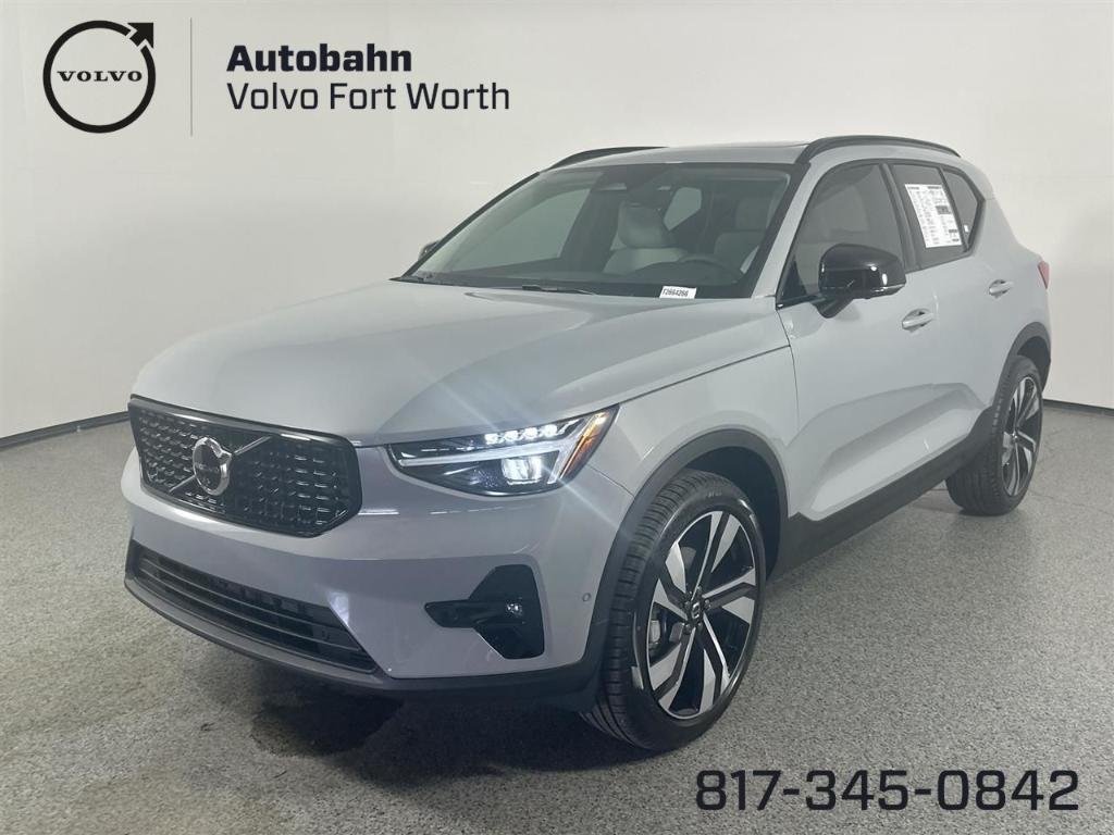 new 2026 Volvo XC40 car