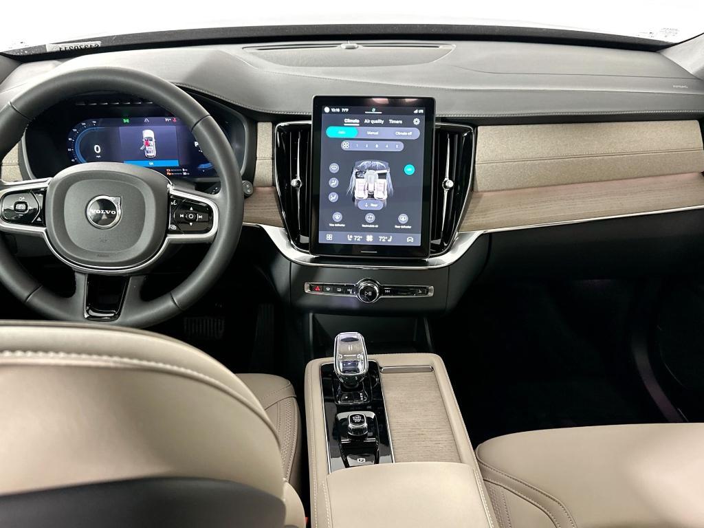 new 2025 Volvo XC90 Plug-In Hybrid car, priced at $64,885