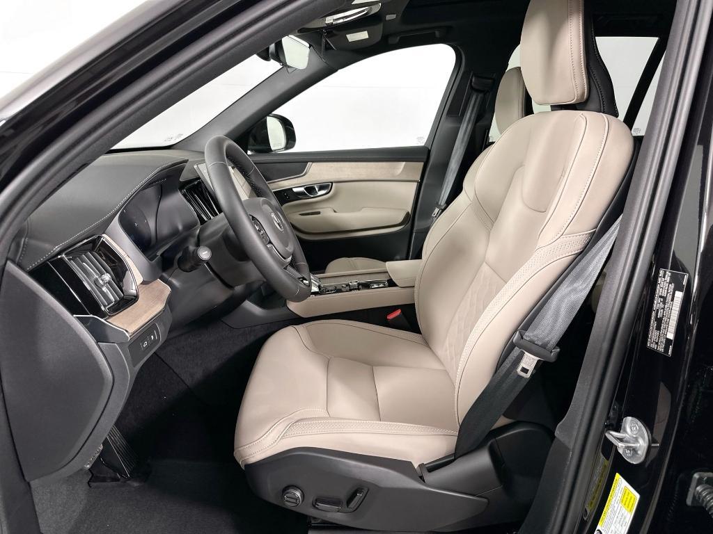 new 2025 Volvo XC90 Plug-In Hybrid car, priced at $76,885