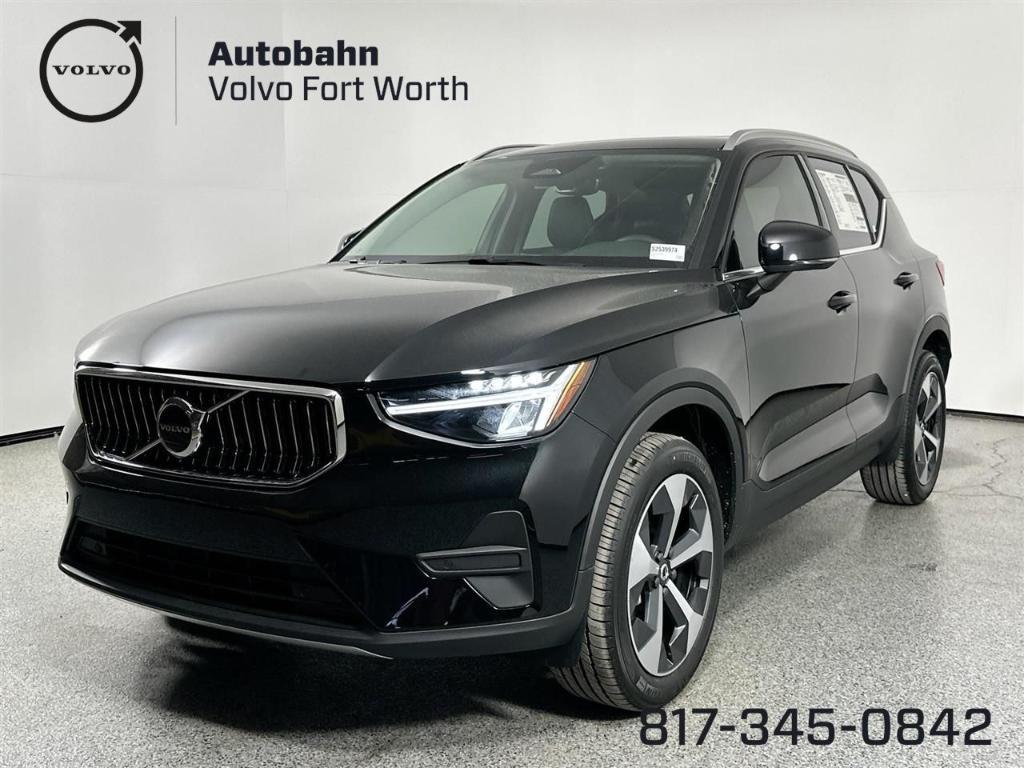 new 2025 Volvo XC40 car, priced at $44,465