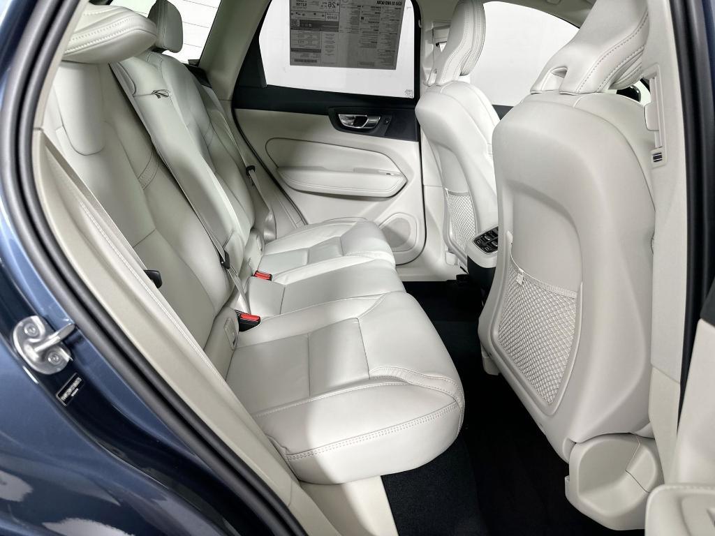 new 2025 Volvo XC60 car, priced at $53,866