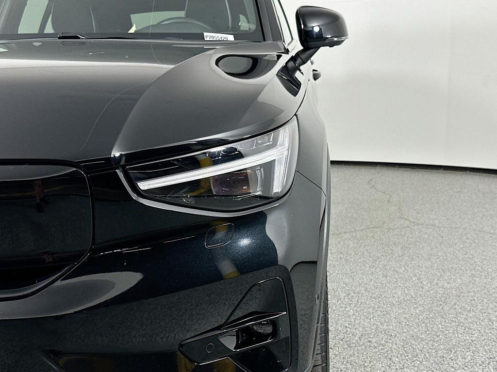 used 2023 Volvo C40 Recharge Pure Electric car, priced at $24,215
