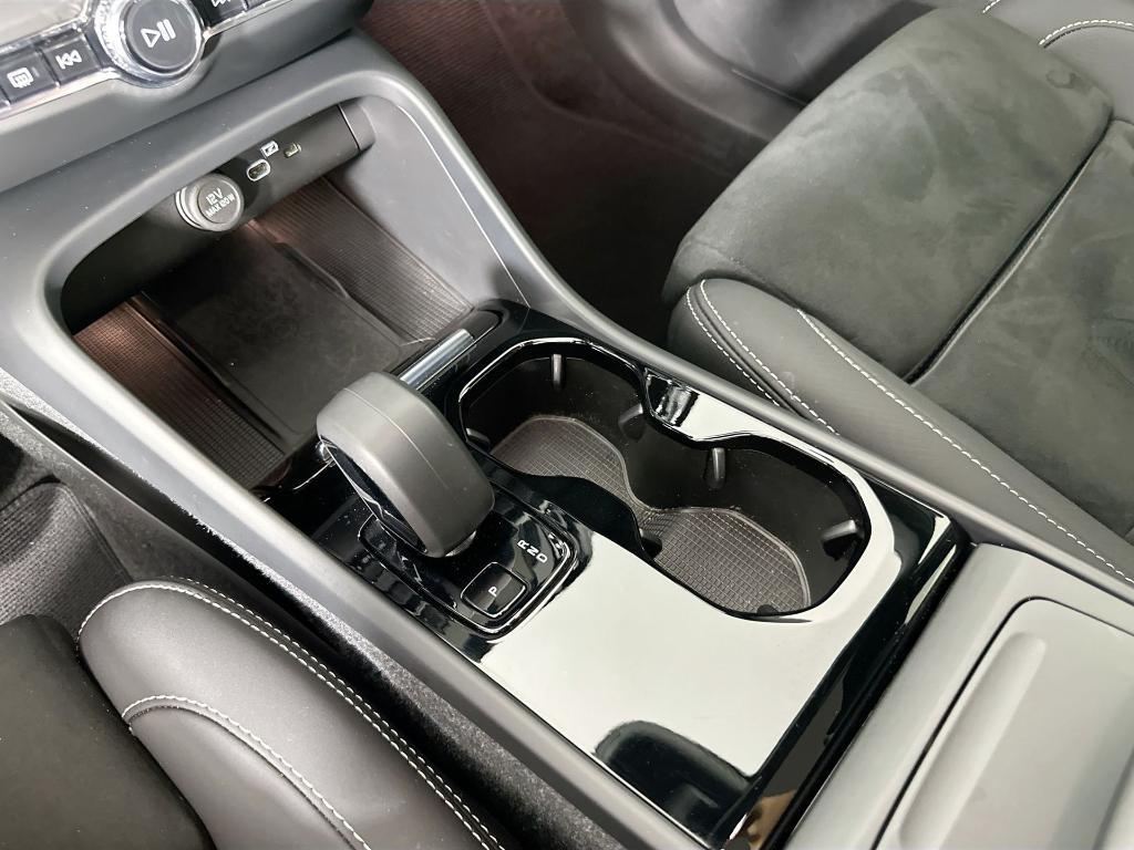 used 2023 Volvo C40 Recharge Pure Electric car, priced at $24,215