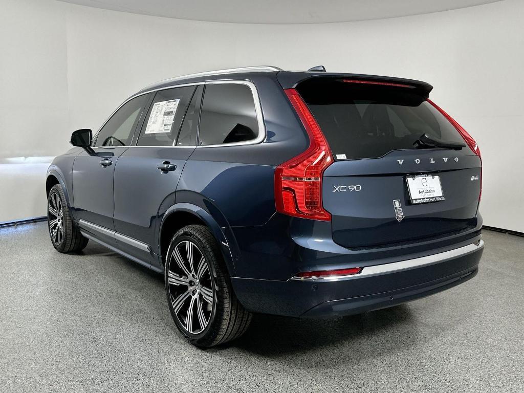 new 2025 Volvo XC90 car, priced at $69,875