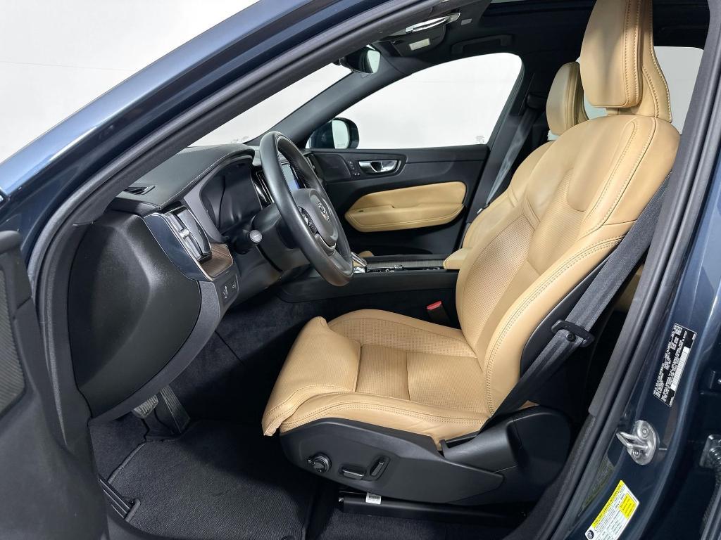 used 2022 Volvo XC60 car, priced at $40,726