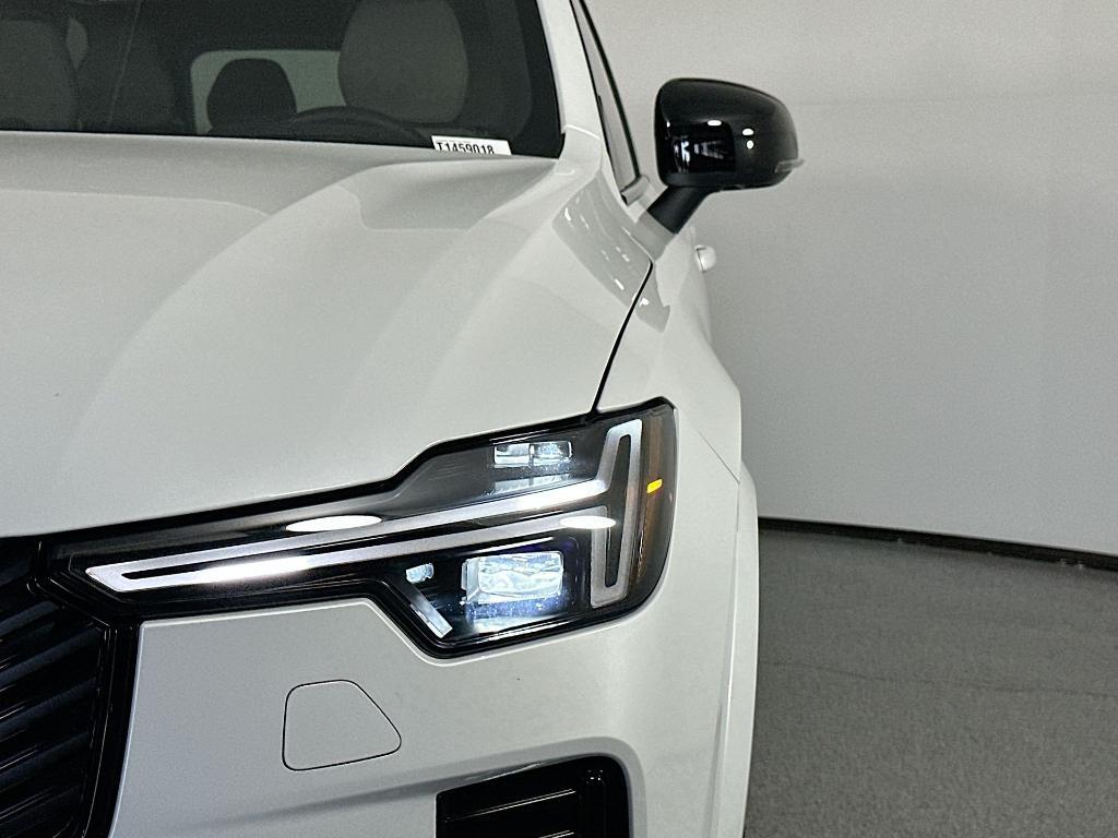 new 2026 Volvo XC90 car, priced at $80,045