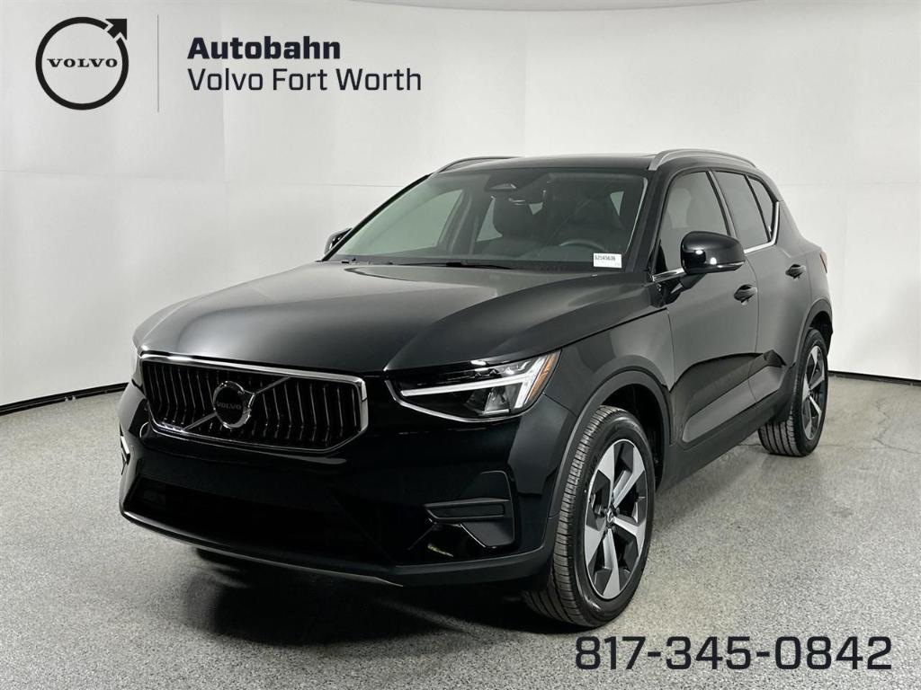 new 2025 Volvo XC40 car, priced at $44,465