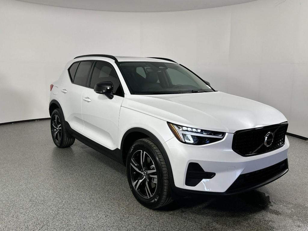 new 2026 Volvo XC40 car, priced at $43,295