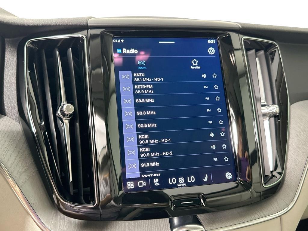 new 2025 Volvo XC60 car, priced at $54,360