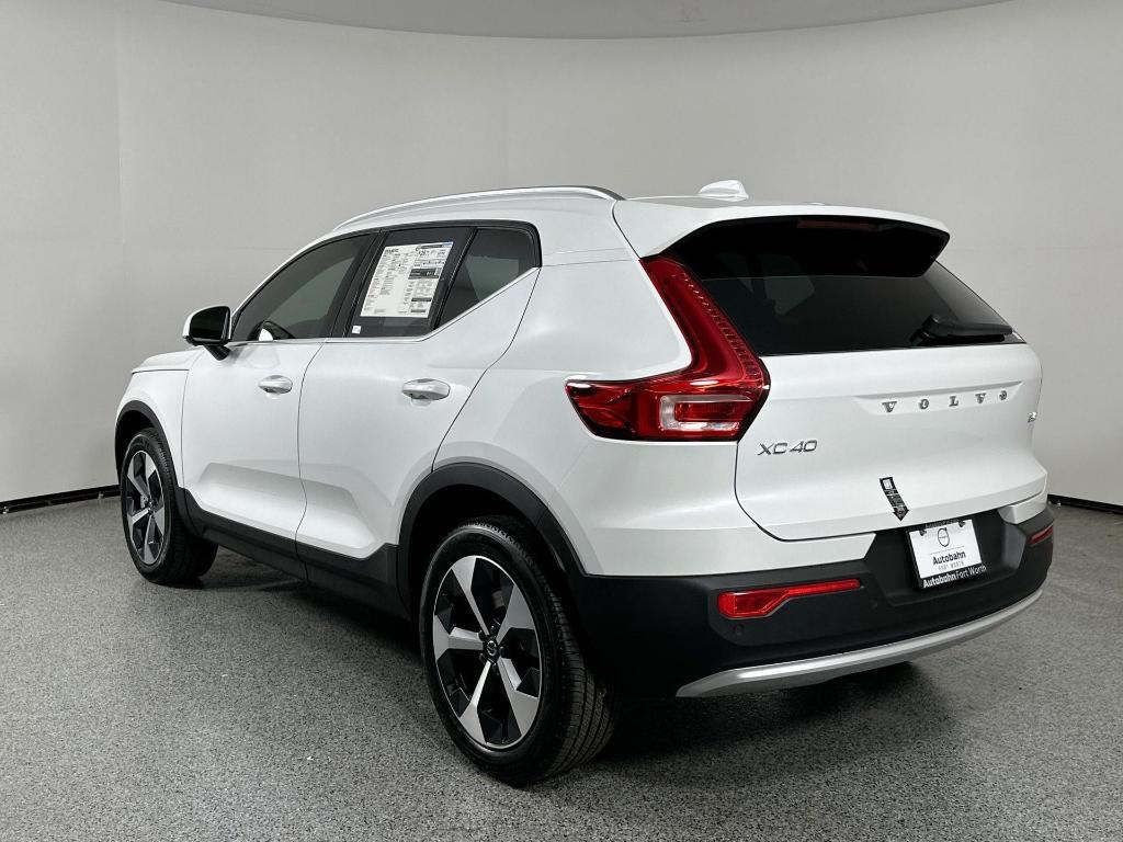 new 2025 Volvo XC40 car, priced at $46,815