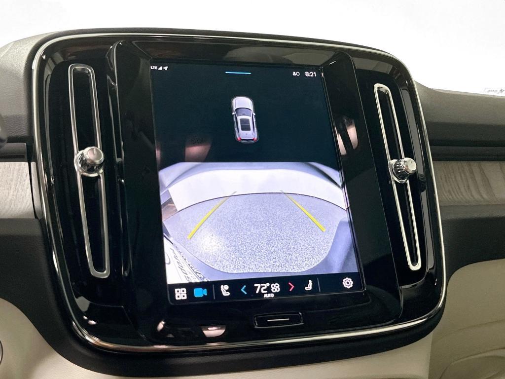 new 2025 Volvo XC40 car, priced at $41,451