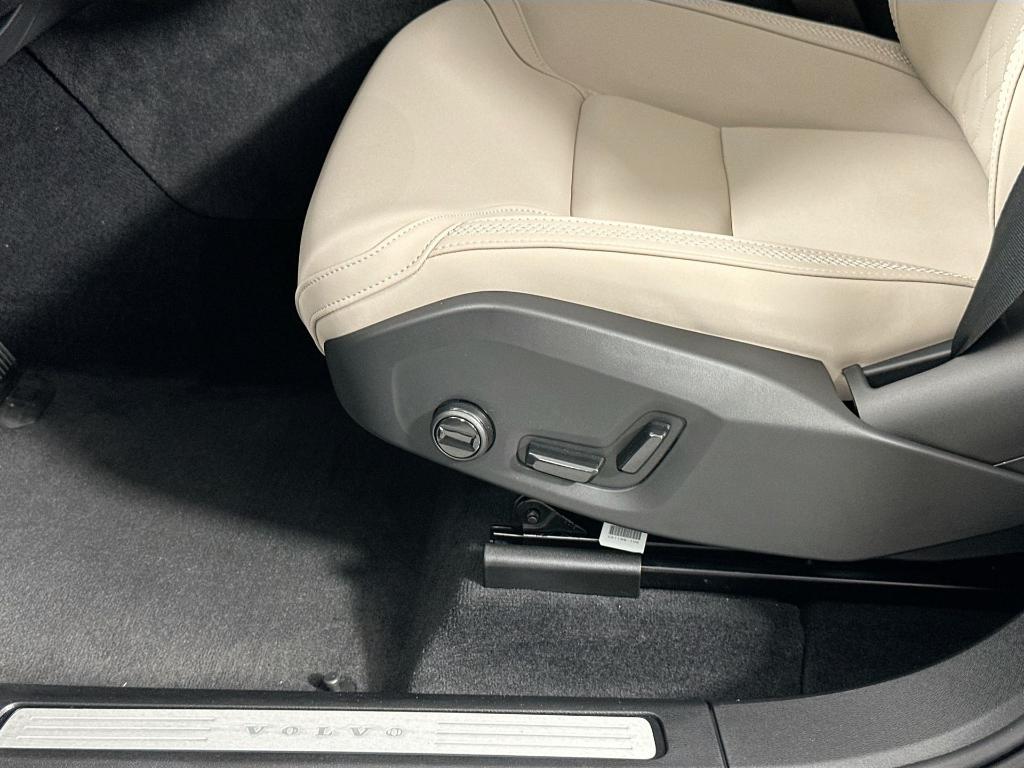 new 2026 Volvo XC60 car, priced at $53,555