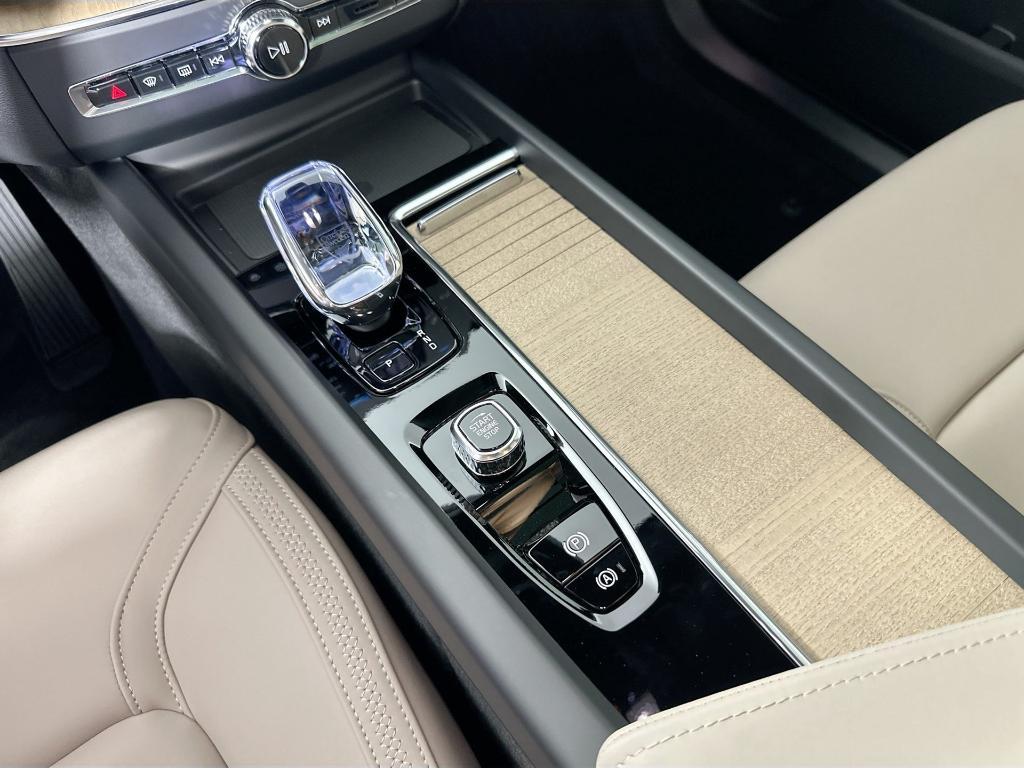 new 2026 Volvo XC60 car, priced at $53,555