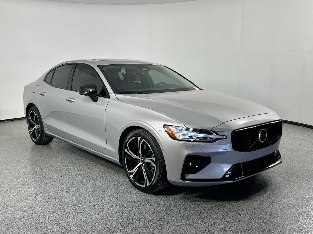 new 2024 Volvo S60 car, priced at $43,575