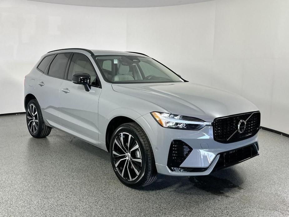 new 2025 Volvo XC60 car, priced at $53,385