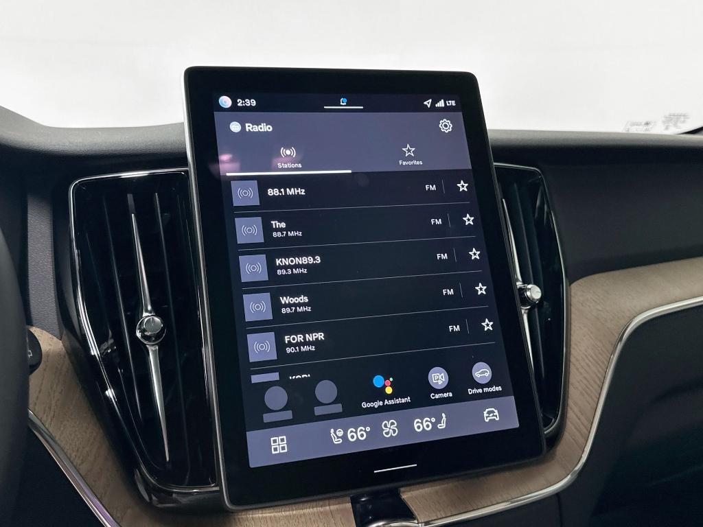 new 2026 Volvo XC60 car, priced at $57,985