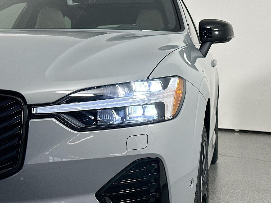 new 2026 Volvo XC60 car, priced at $57,985