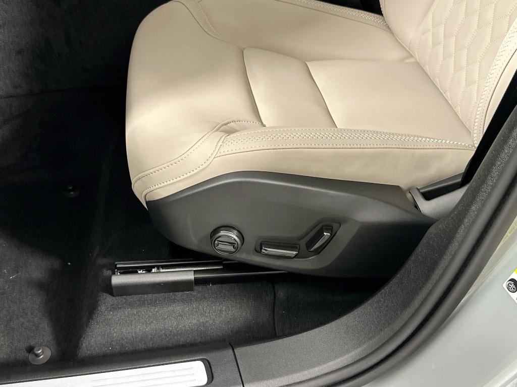 new 2026 Volvo XC60 car, priced at $57,985