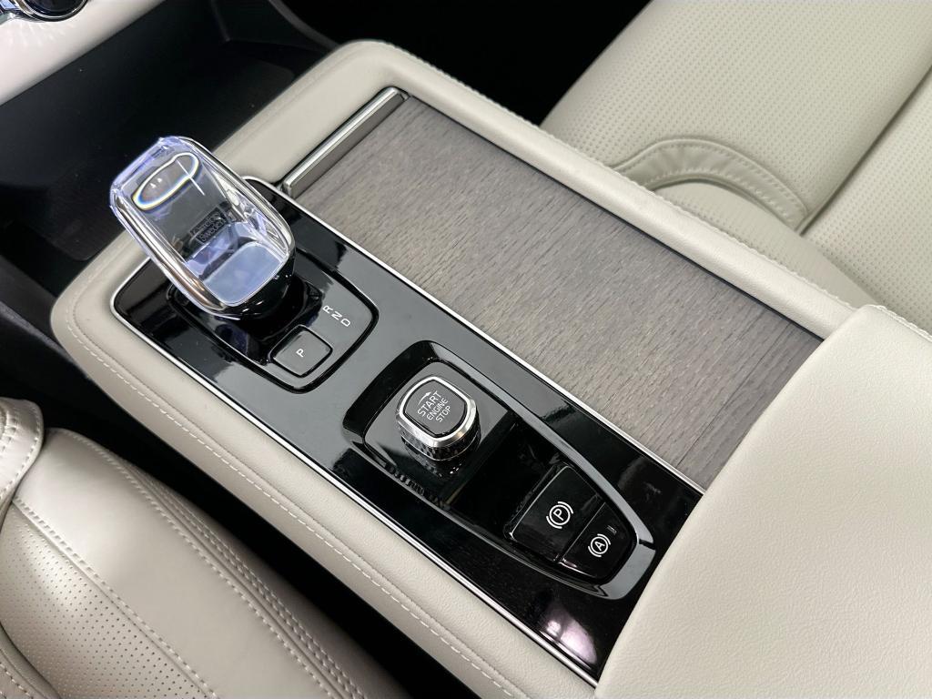 new 2026 Volvo XC90 car, priced at $75,155