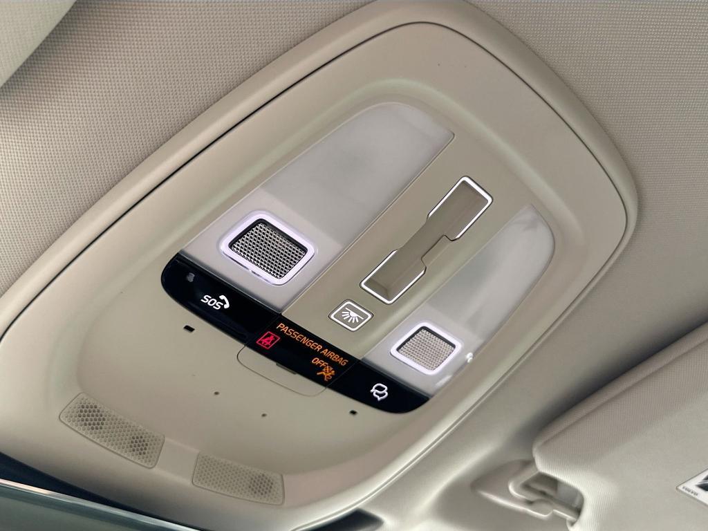 new 2026 Volvo XC90 car, priced at $75,155