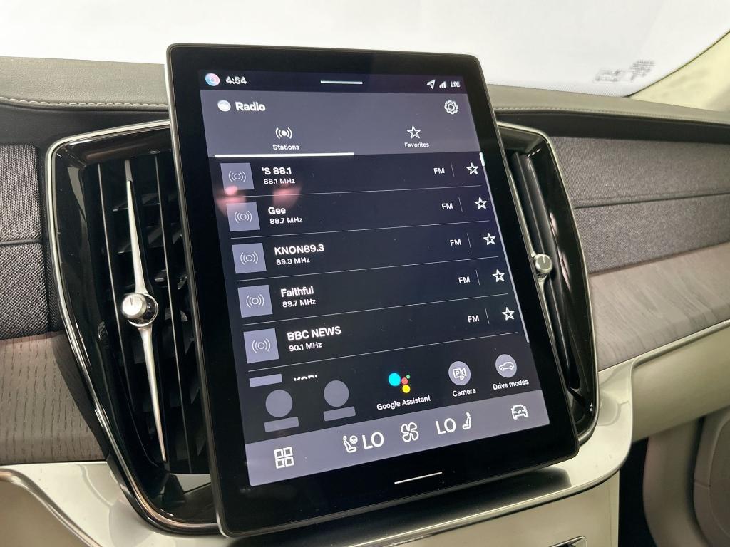 new 2026 Volvo XC90 car, priced at $75,155