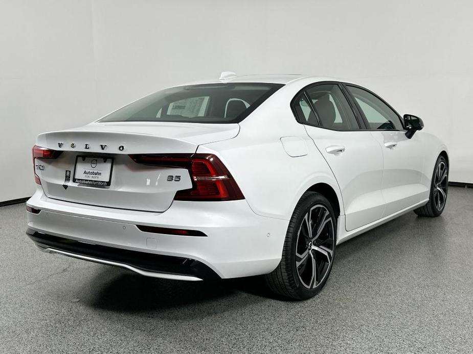 new 2024 Volvo S60 car, priced at $45,075