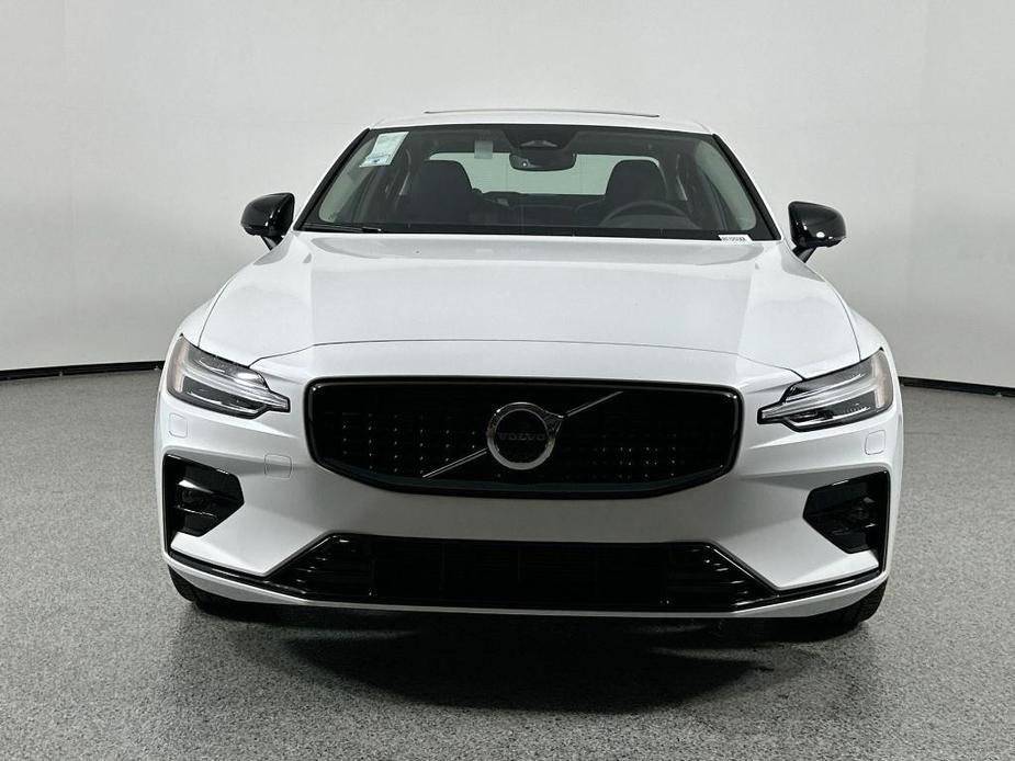 new 2024 Volvo S60 car, priced at $45,075