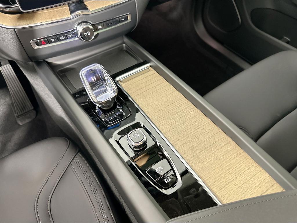 new 2026 Volvo XC60 car