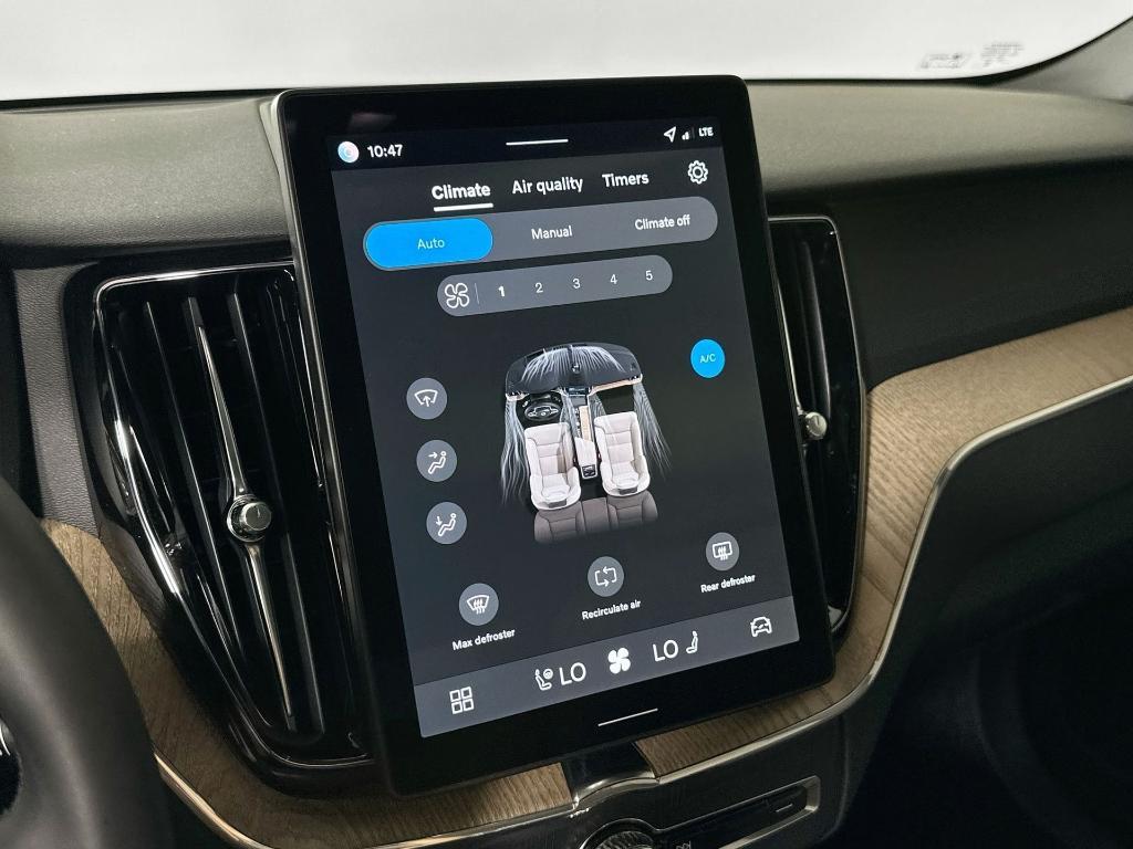new 2026 Volvo XC60 car, priced at $60,155