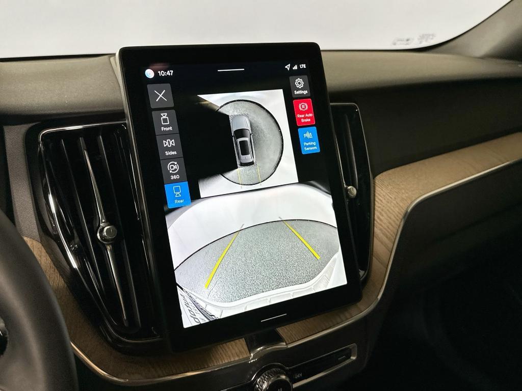 new 2026 Volvo XC60 car, priced at $60,155