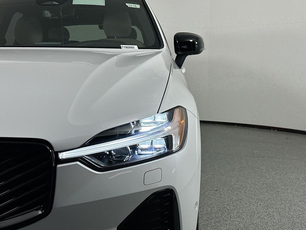 new 2026 Volvo XC60 car, priced at $60,155