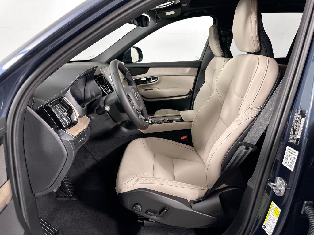 new 2025 Volvo XC90 Plug-In Hybrid car, priced at $78,805