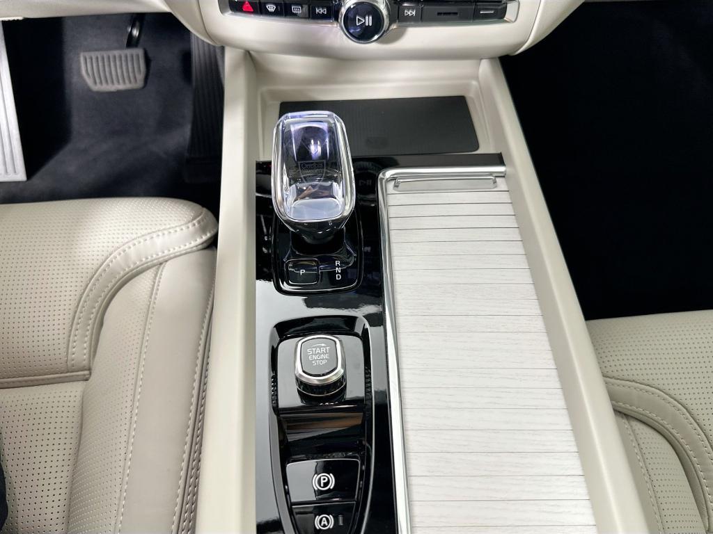 new 2026 Volvo XC60 car, priced at $75,235