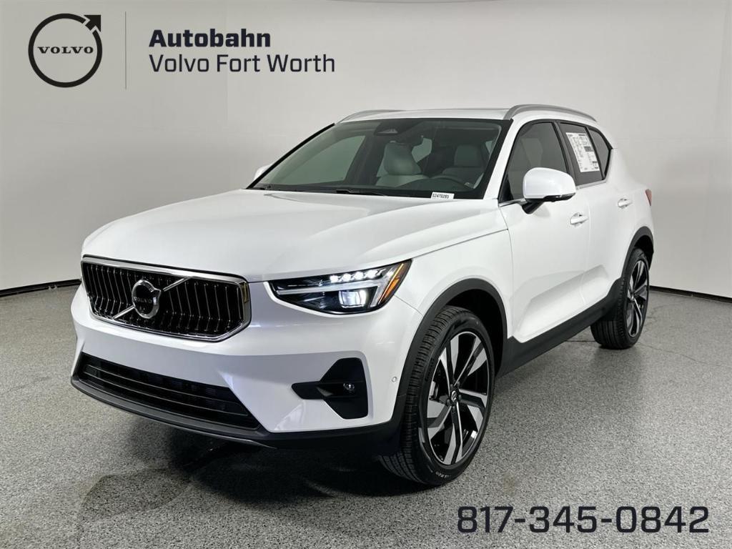 new 2025 Volvo XC40 car, priced at $46,991