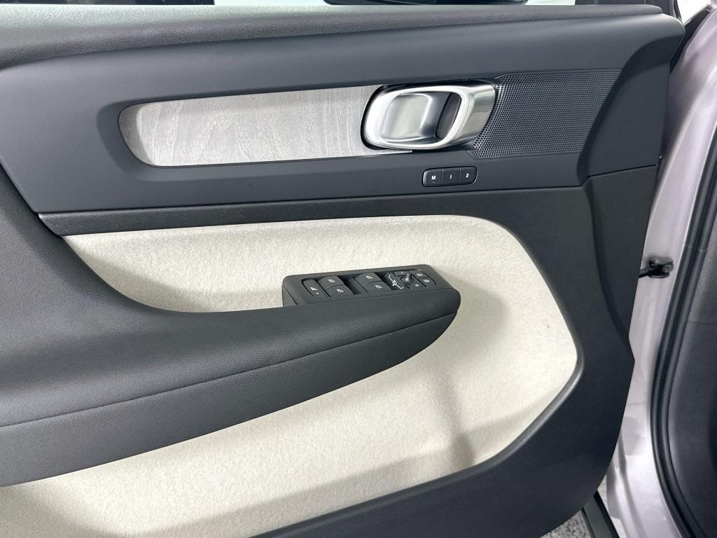 new 2026 Volvo XC40 car, priced at $47,200