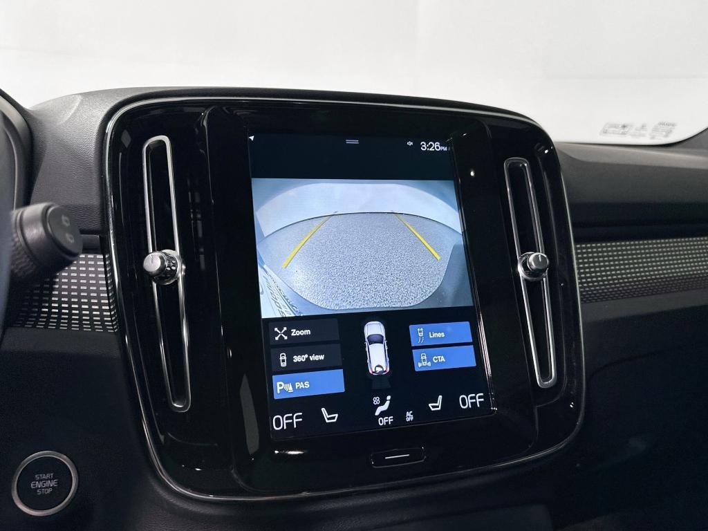 used 2021 Volvo XC40 car, priced at $28,991