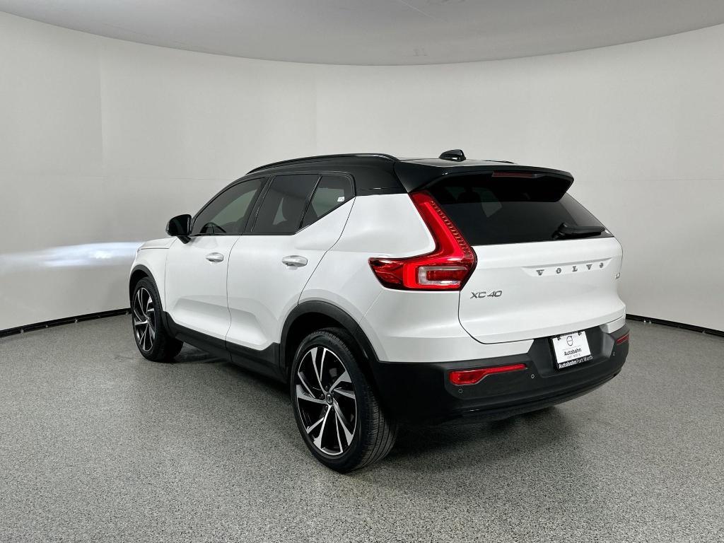 used 2021 Volvo XC40 car, priced at $28,991