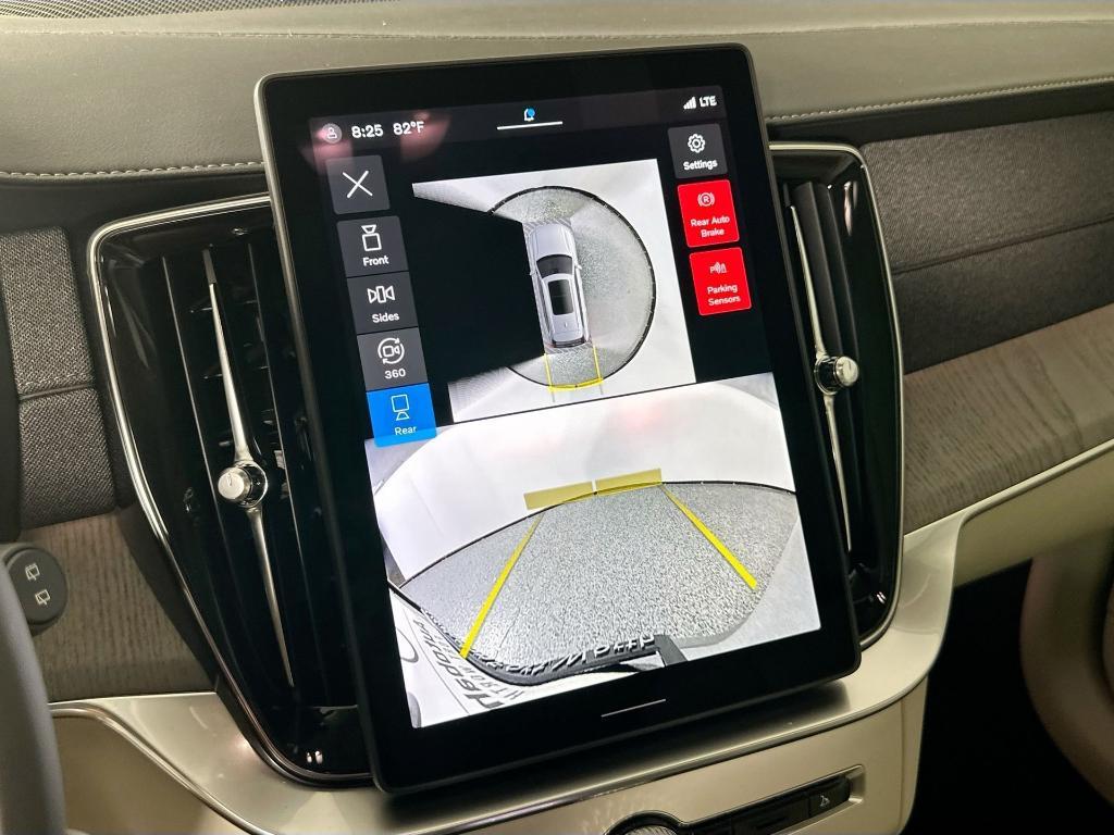 new 2025 Volvo XC90 Plug-In Hybrid car, priced at $81,405