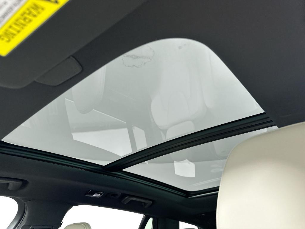 new 2026 Volvo XC90 car, priced at $72,625
